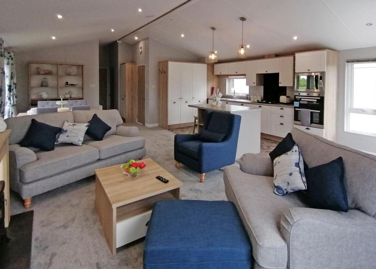 Fladbury The Springs Lakeside Holiday Park מראה חיצוני תמונה