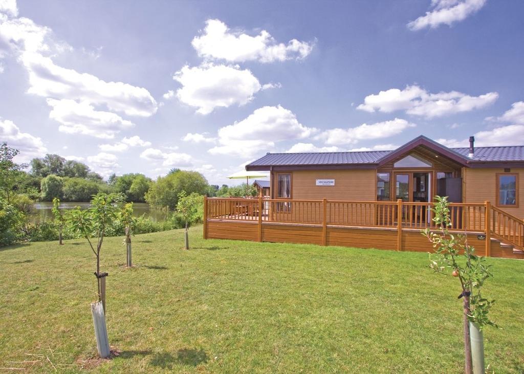 Fladbury The Springs Lakeside Holiday Park חדר תמונה